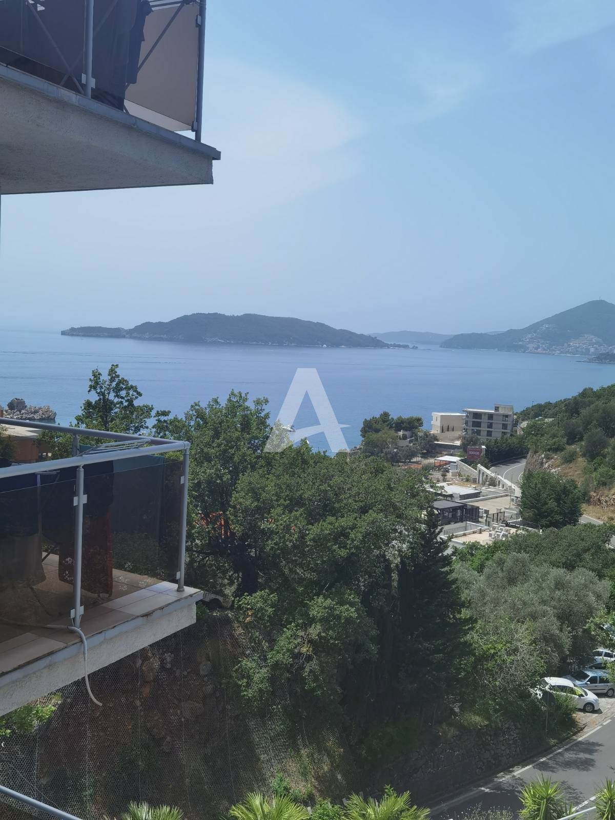 amforaproperty.com/Lux studio apartman 34m2, sa pogledom na more, Pržno, Budva (na duzi period)