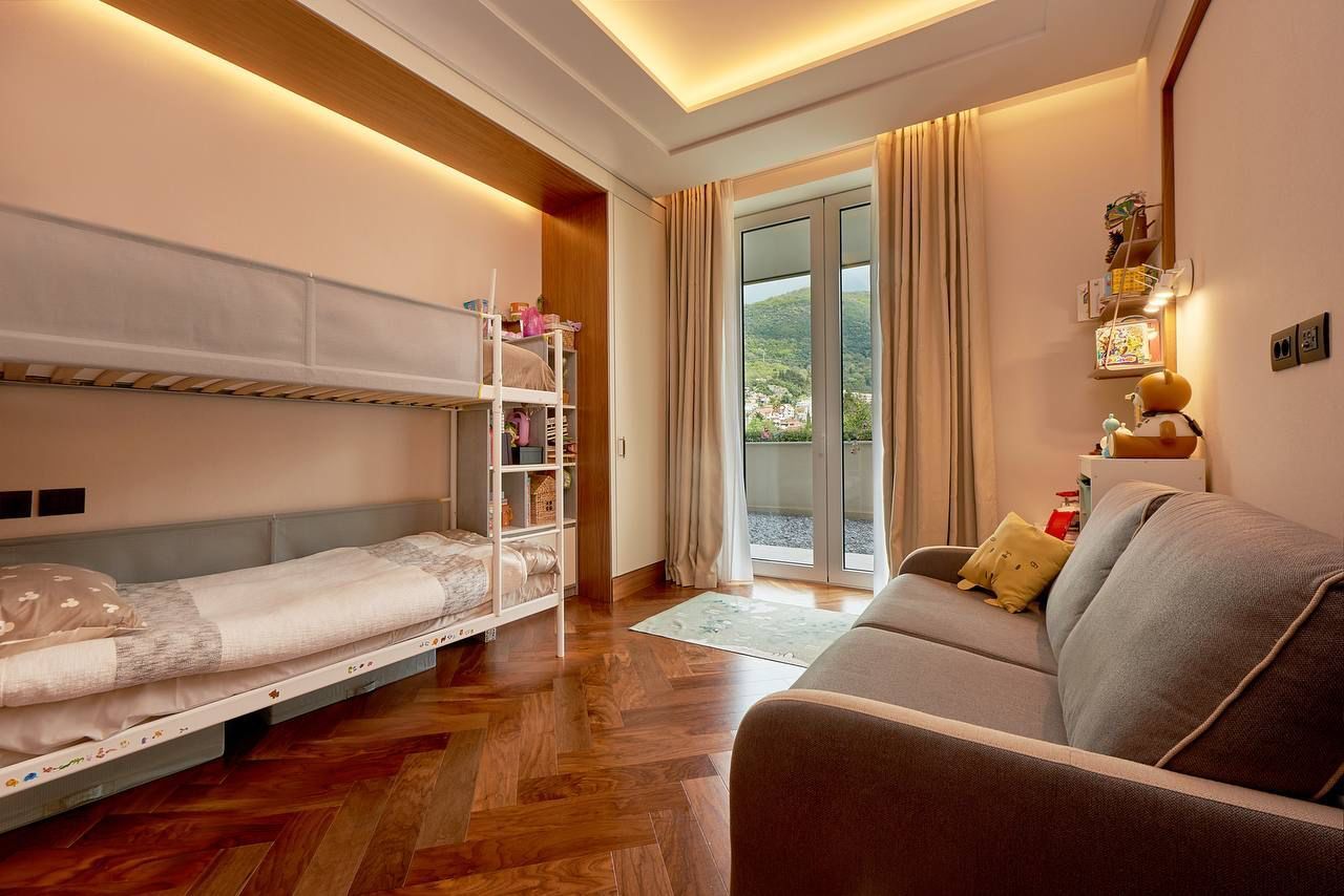 amforaproperty.com/Luksuzan Dvosoban Apartman 147m² sa Pogledom na More u Ekskluzivnom Kompleksu Elena, Porto Montenegro, Tivat