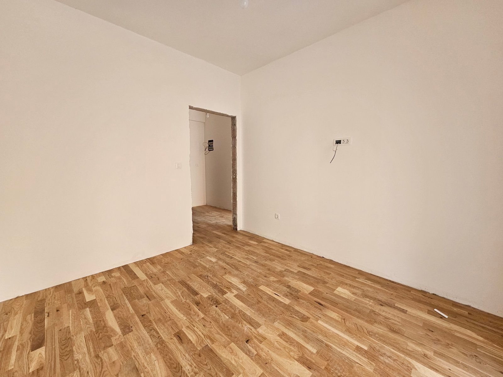 amforaproperty.com/Prodaja Jednosobnog Stana 43m² u Novoj Zgradi u Bečićima – Bez 3% Poreza!