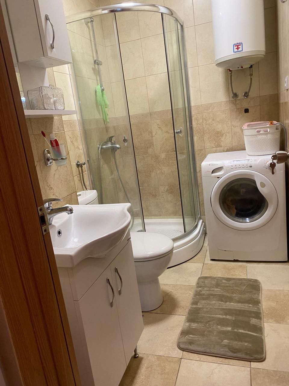 Budva, Lazi - Dvosoban stan u zgradi sa bazenom (MOGUCNOST PLACANJA U RUSIJI) - Amfora Real Estate