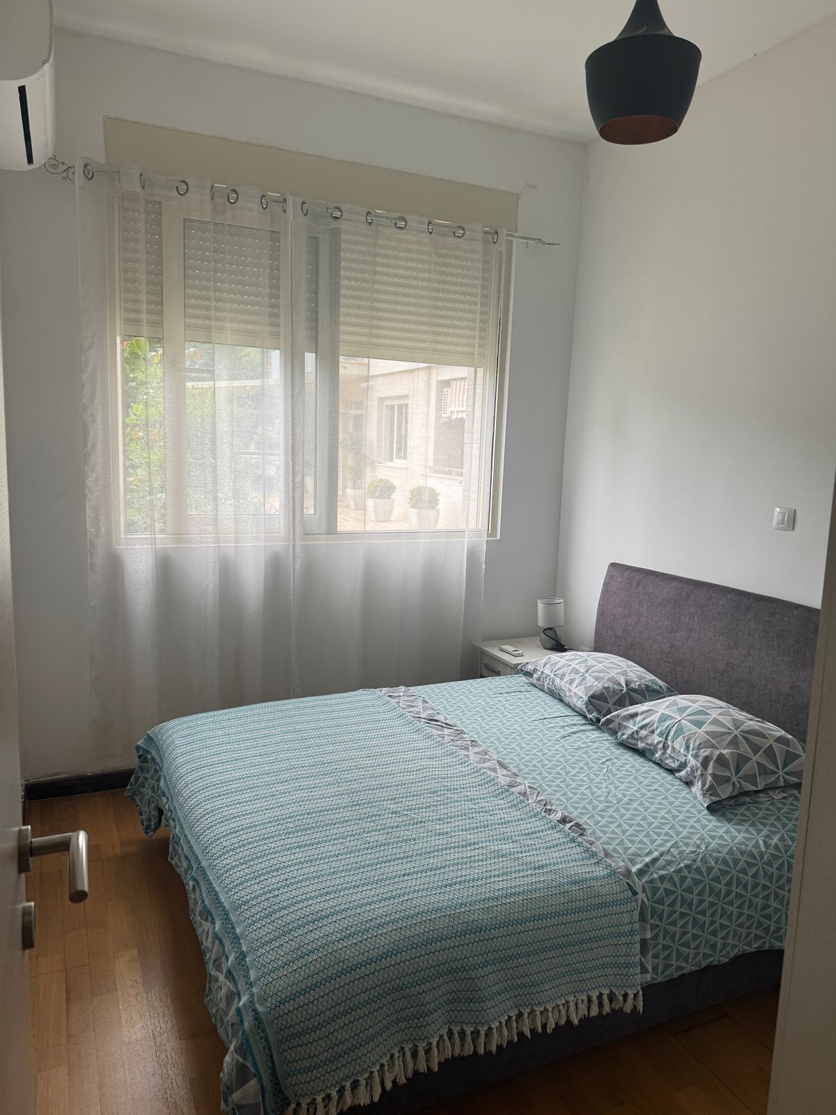 amforaproperty.com/Jednosoban stan u centru Budve, 35m², 2 minute od plaže – Izdavanje na 6 meseci