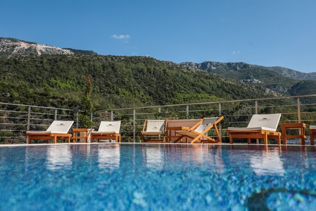 amforaproperty.com/Jednosoban stan sa pogledom na more u luksuznom kompleksu sa bazenom i spa centrom - Bečići