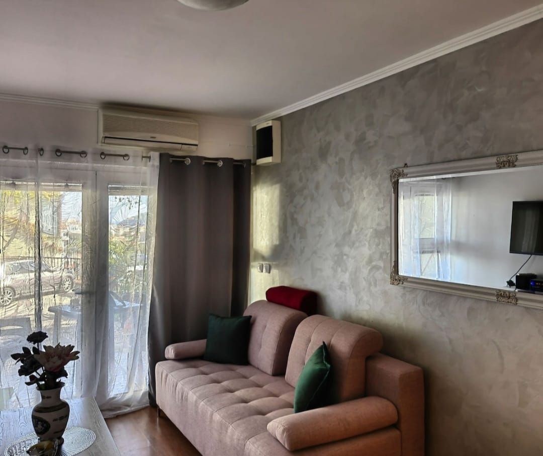 amforaproperty.com/Namestena garsonjera sa prostranom terasom,Budva-Dubovica Lux (na duzi period)