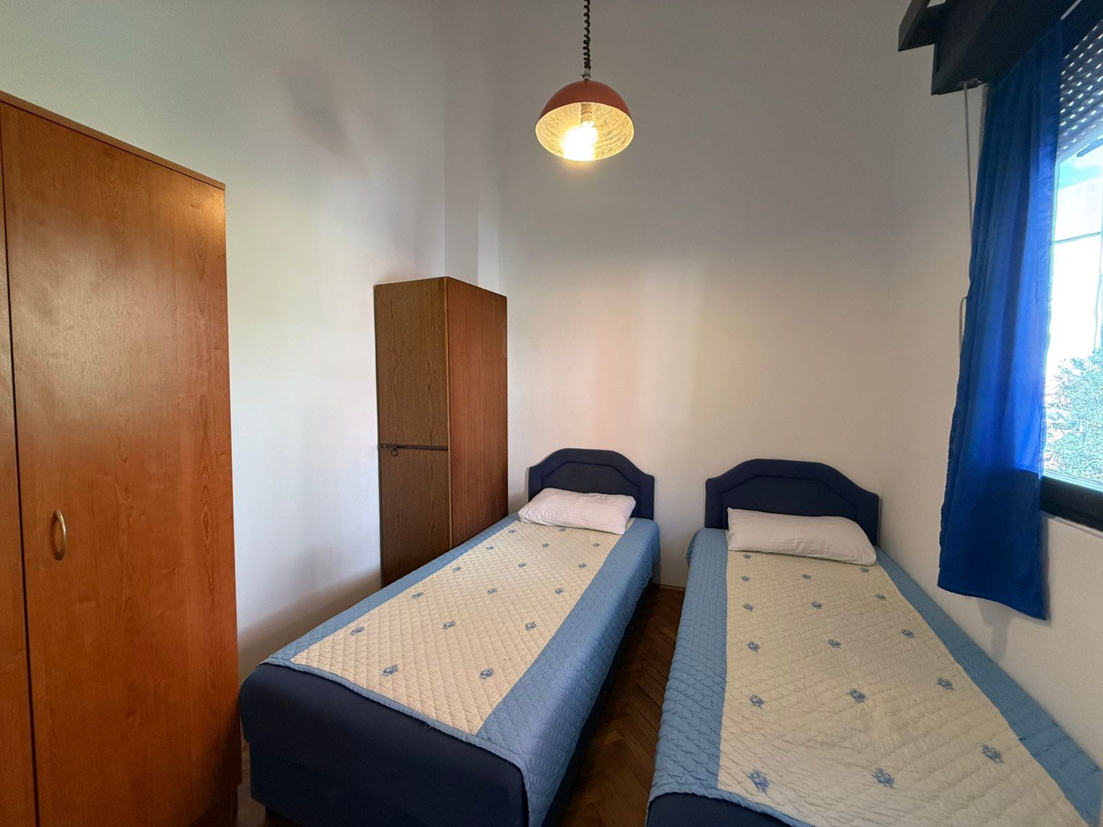 amforaproperty.com/Prostran jednosoban apartman - Ceo sprat kuće, 80m², u centru Budve (Izdavanje na duži period)