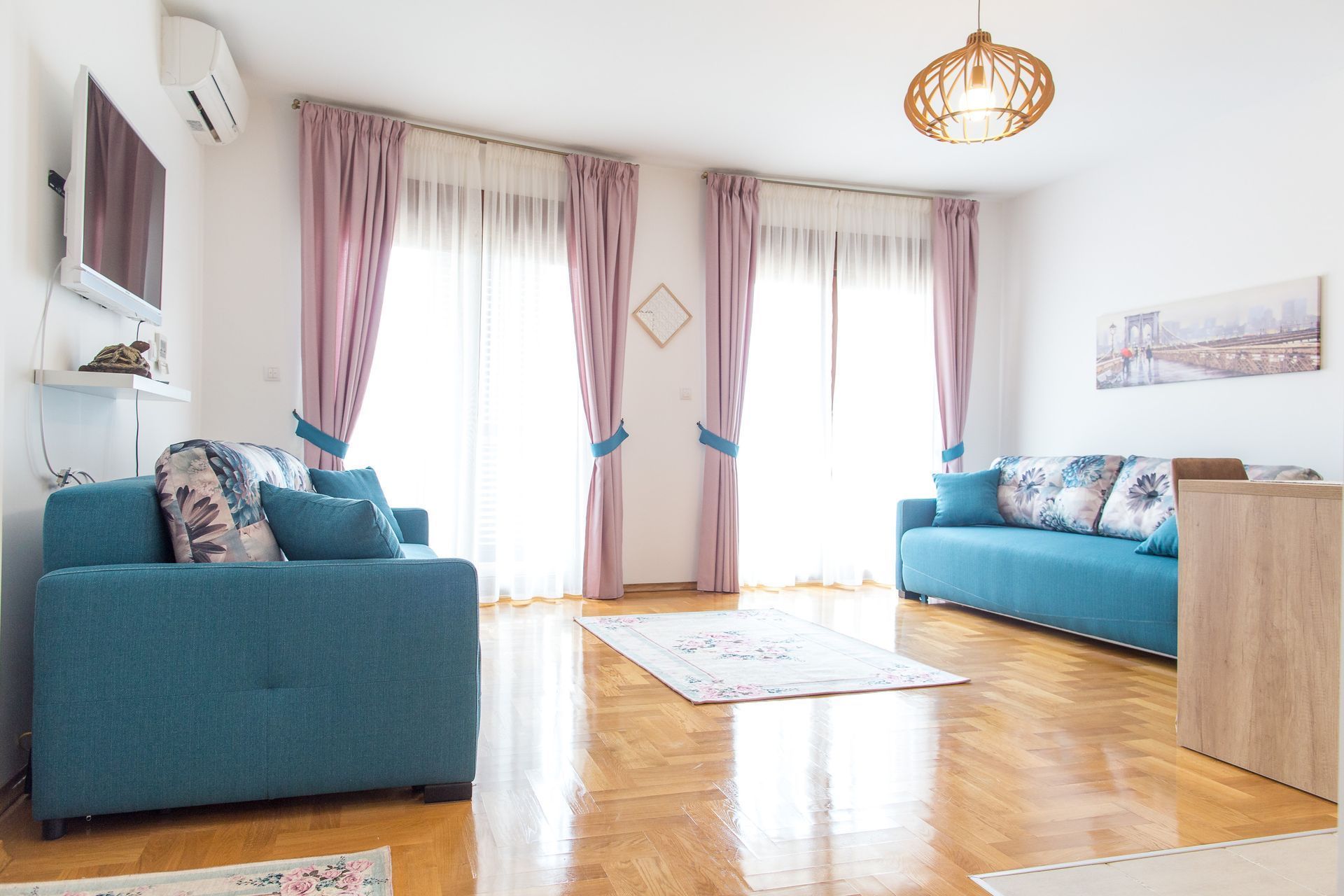 amforaproperty.com/Moderan studio apartman sa pogledom na more, Anatolia, Bečići (na duži period) sa mogućnošću iznajmljivanja garaže (100€ mesečno)