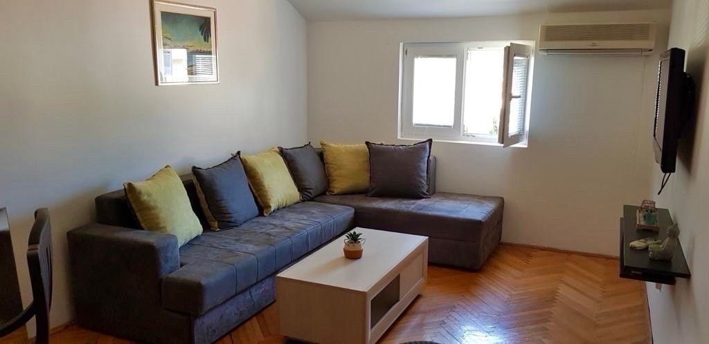 amforaproperty.com/Jednosoban apartman sa pogledom na more 43m2, Podkošljun-Budva