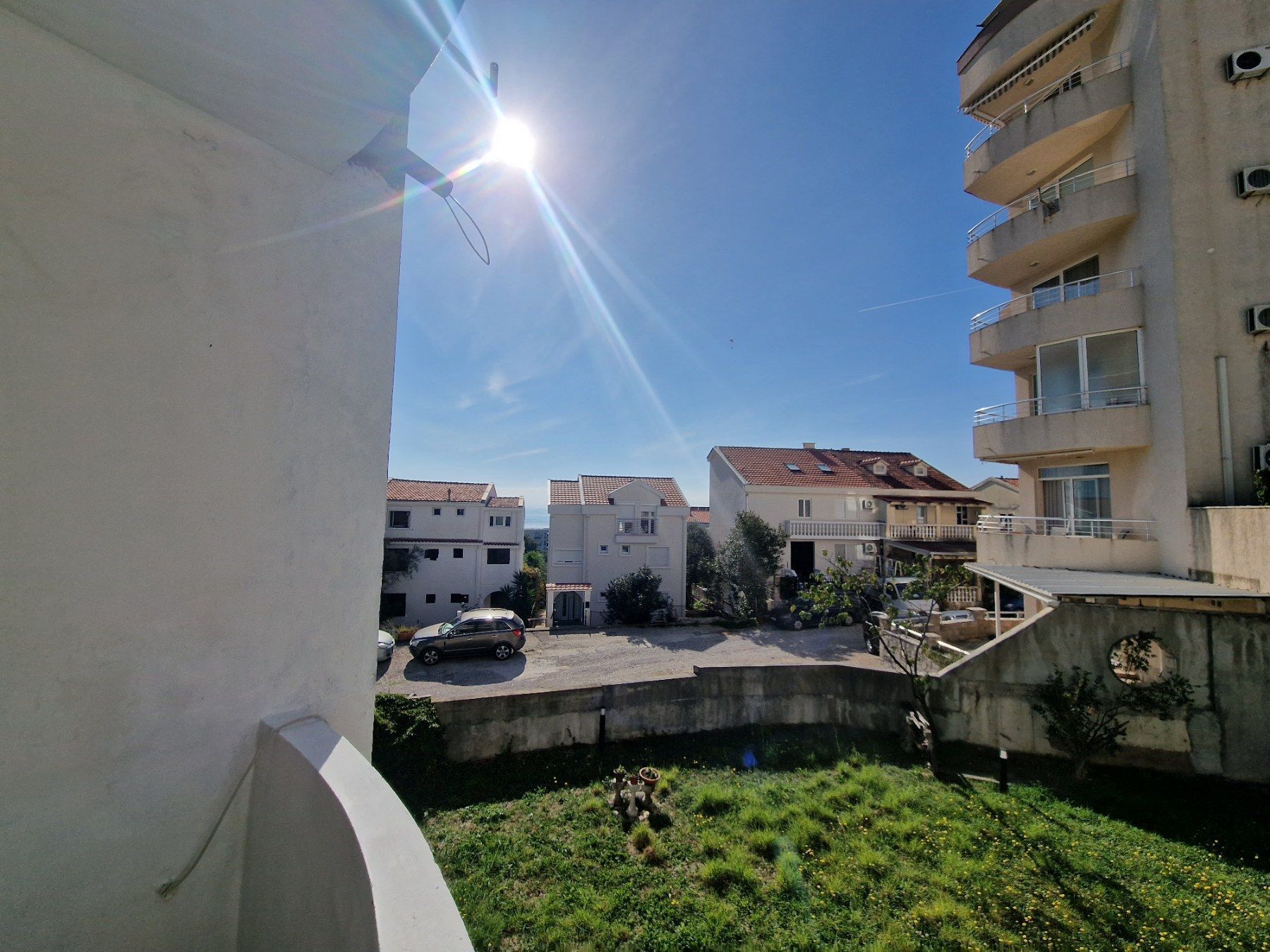 Namesten dvosoban stan, povrsine 56m2 u Becicima - Amfora Real Estate