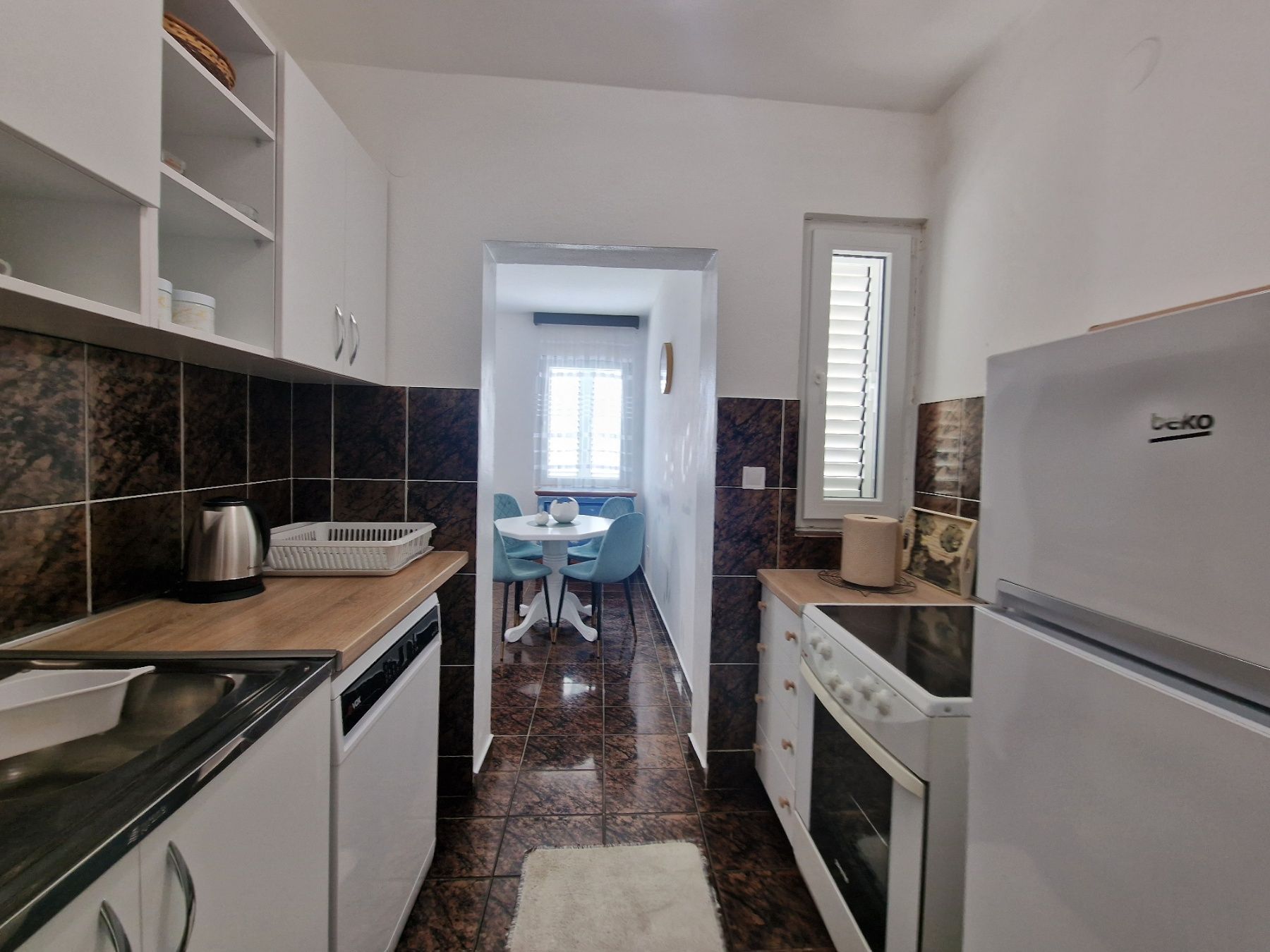 Namesten dvosoban stan, povrsine 56m2 u Becicima - Amfora Real Estate