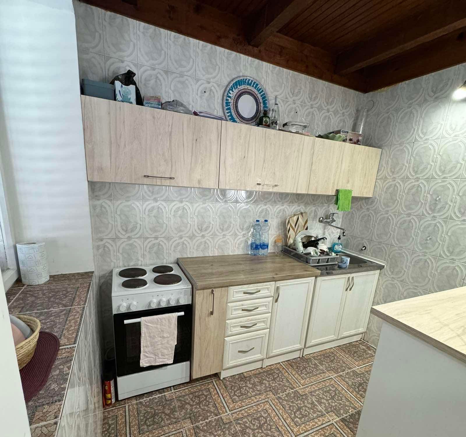 amforaproperty.com/Dvosoban namesten stan u prizemlju kuce, povrsine 70m² (Na period do 1.06.2025)