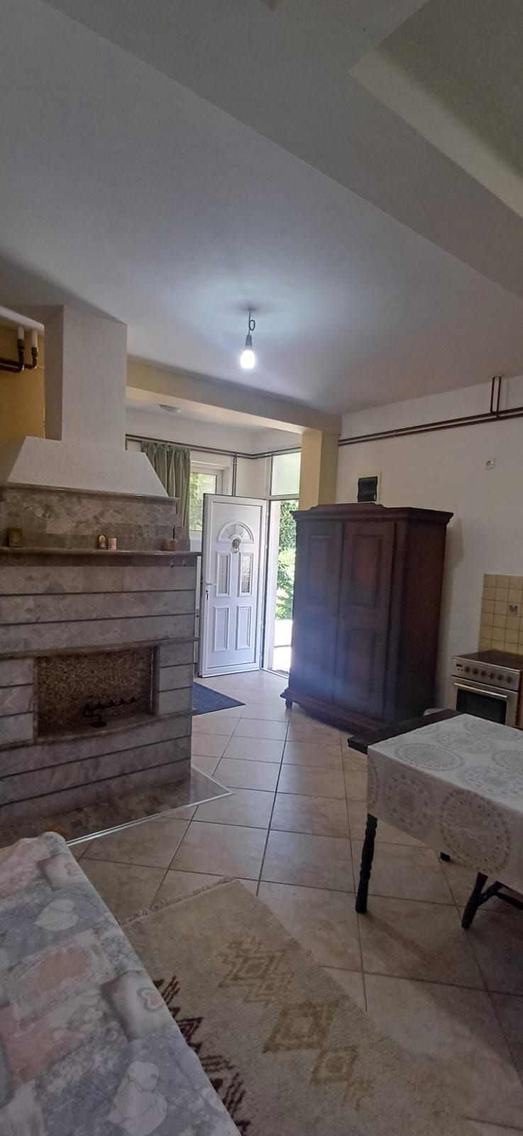 amforaproperty.com/Garsonjera površine 35m² u naselju Škaljari, Kotor – izdavanje na duži period