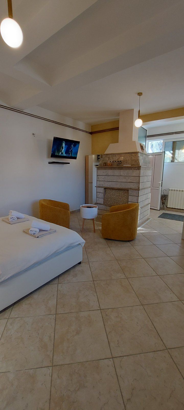 Garsonjera površine 35m² u naselju Škaljari, Kotor – izdavanje na duži period - Amfora Real Estate