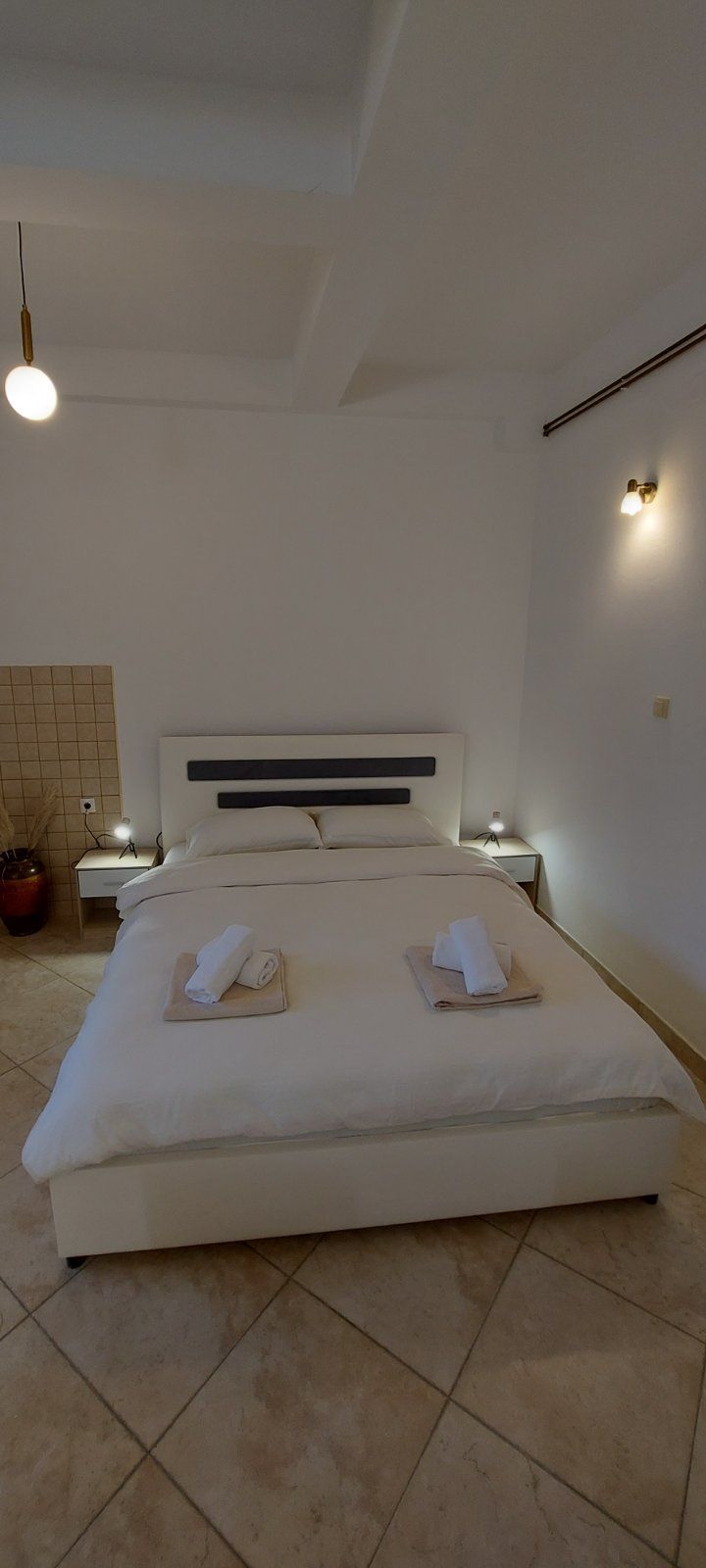 Garsonjera površine 35m² u naselju Škaljari, Kotor – izdavanje na duži period - Amfora Real Estate