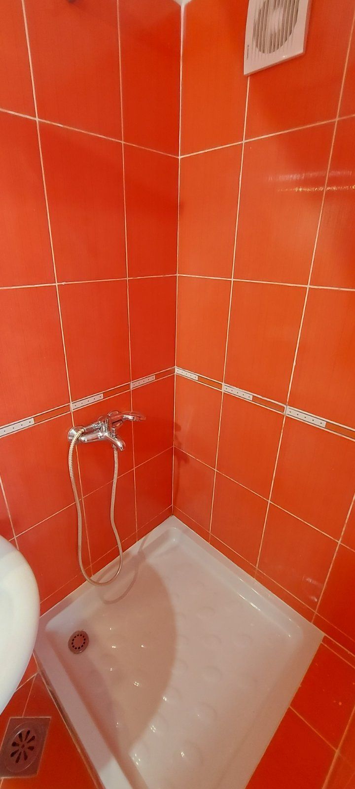 Garsonjera površine 35m² u naselju Škaljari, Kotor – izdavanje na duži period - Amfora Real Estate