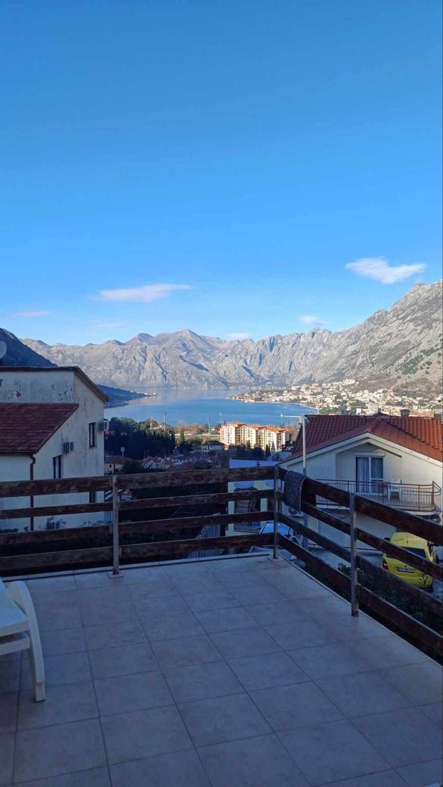 amforaproperty.com/Izdavanje,Kotor-Dvosoban stan sa parking mestom i pogledom na more (na duzi period)