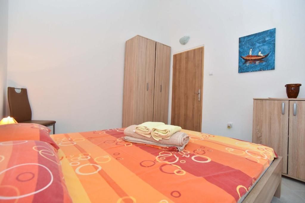 amforaproperty.com/Na prodaju kuća apartmanskog tipa 179 m² sa pogledom na more, Petrovac