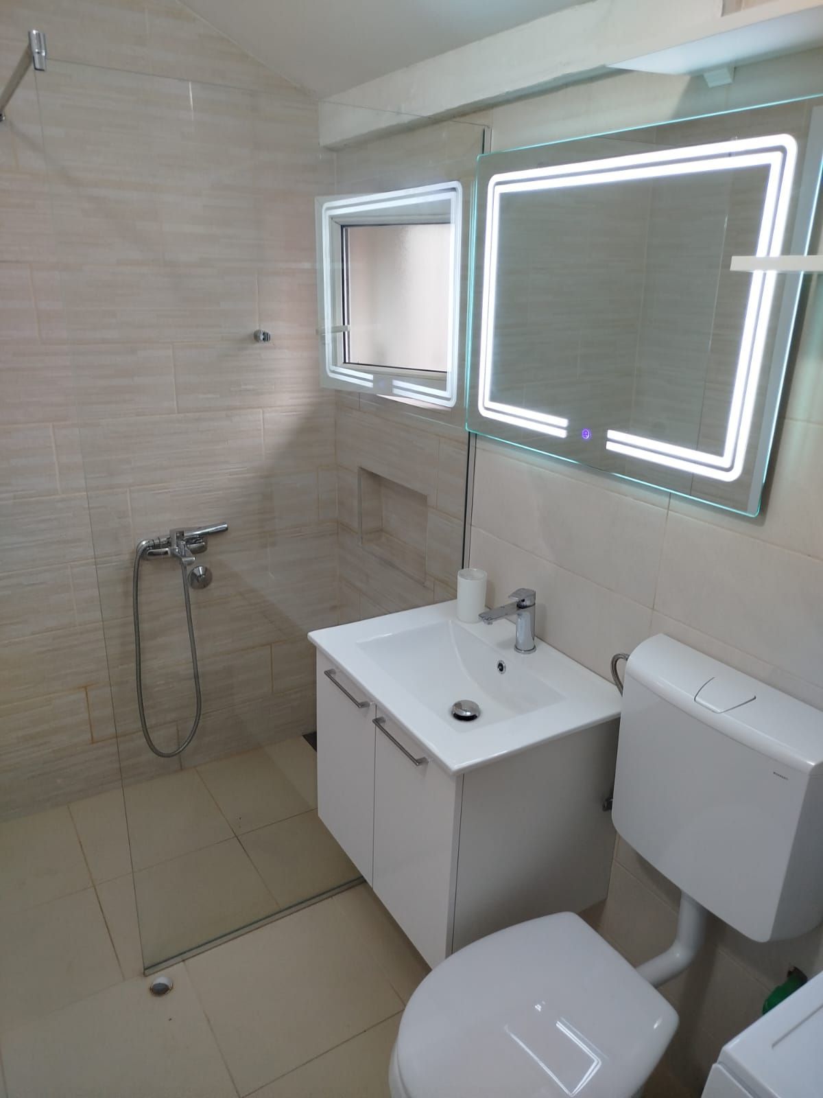 amforaproperty.com/Renoviran studio apartman 34m2 u Budvi