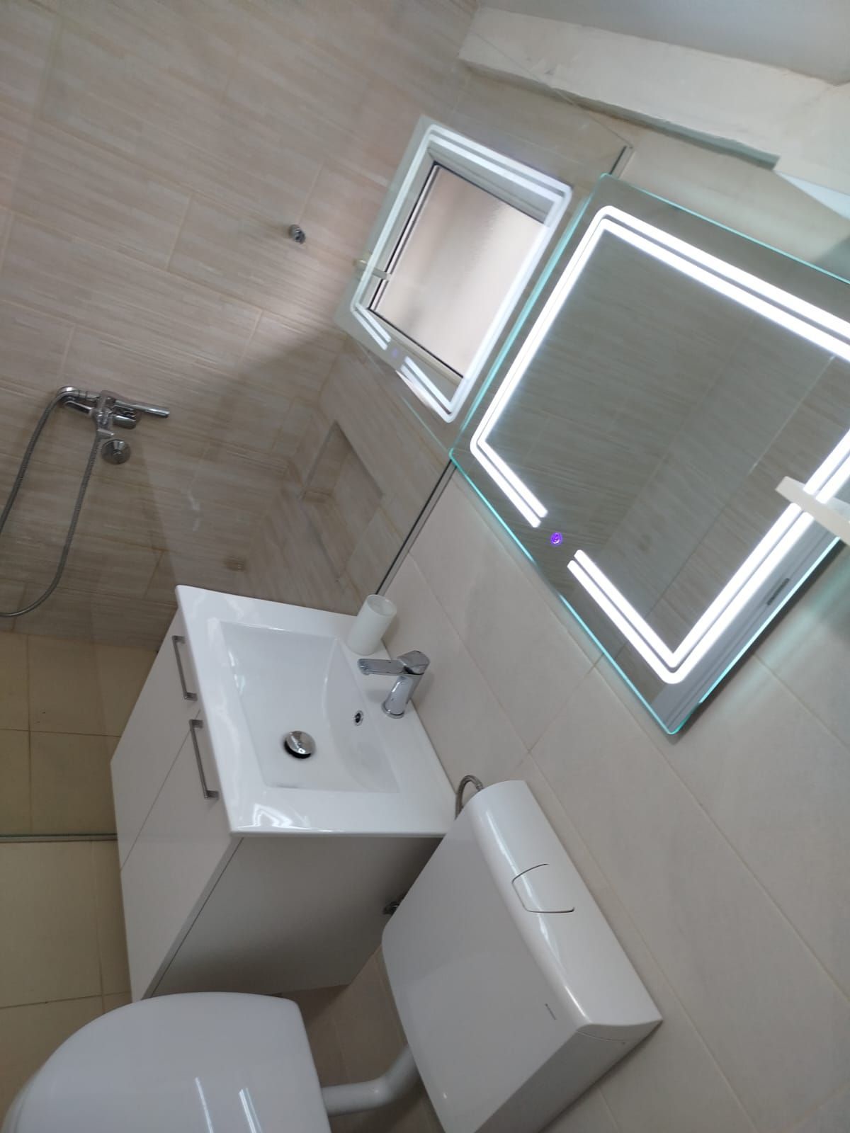 amforaproperty.com/Renoviran studio apartman 34m2 u Budvi