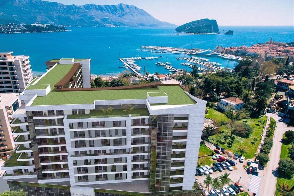 amforaproperty.com/Luksuzni penthaus sa pogledom na more i Stari grad – Prva linija, Budva, 67m² + 63m² terase