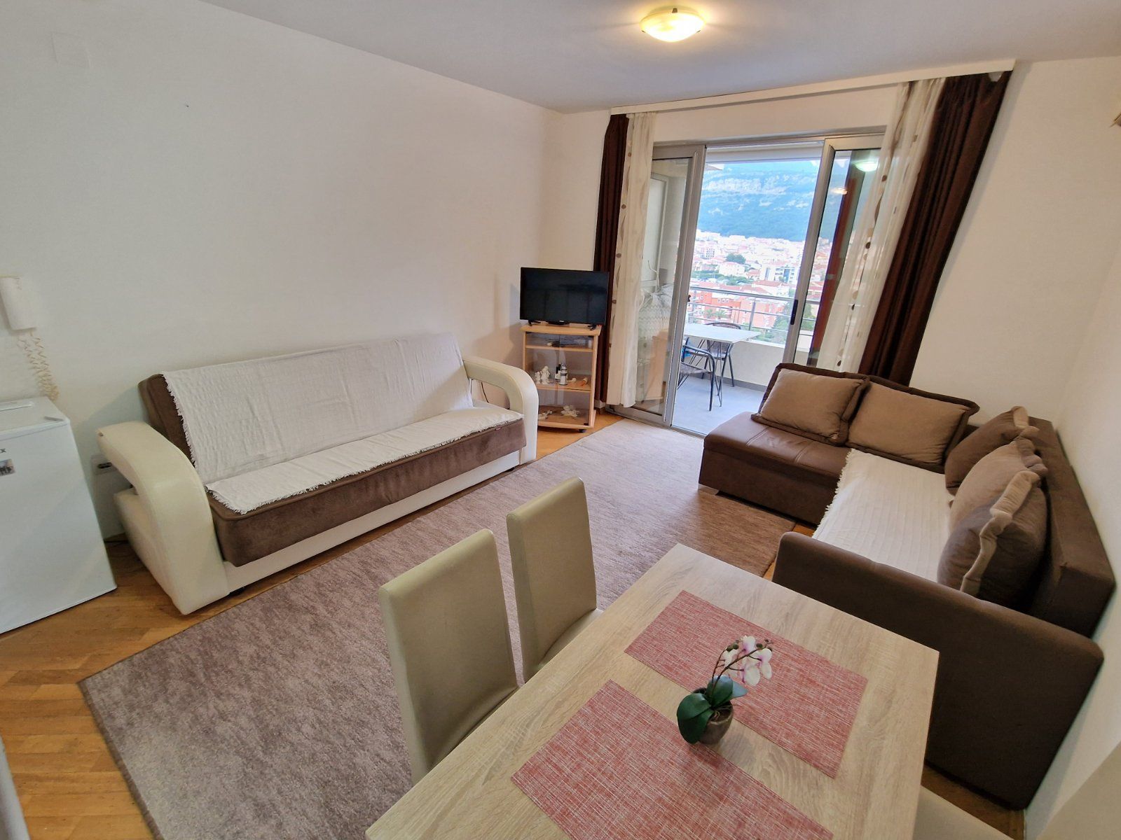 amforaproperty.com/Studio apartman,Budva-Babin Do (Izdavanje na duzi period)