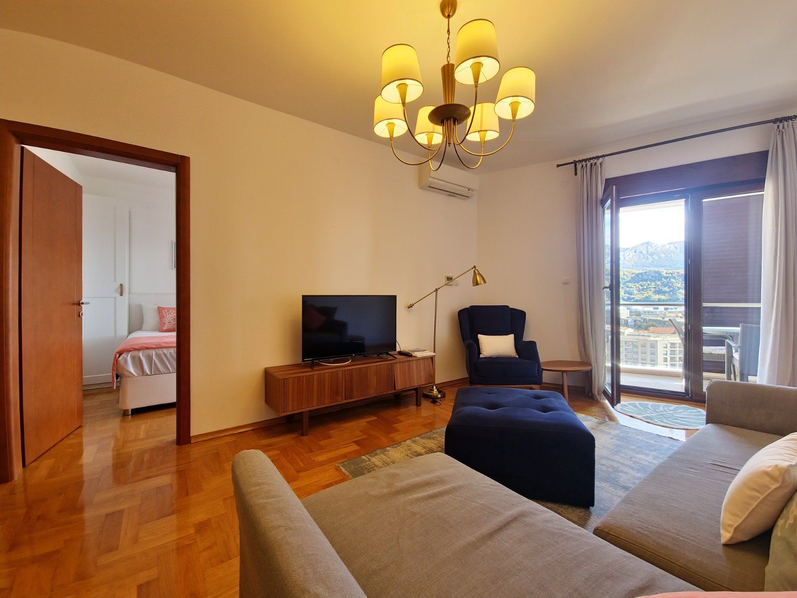 Izdavanje – Moderan jednosoban apartman sa pogledom na more, Anatolia, Bečići (na duži period) - Amfora Real Estate