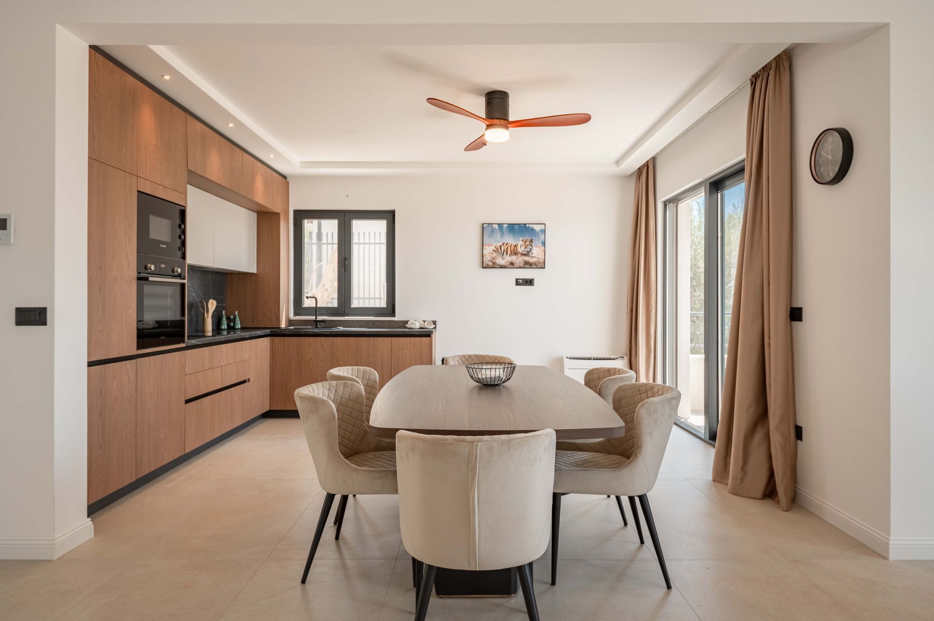 Budva, Reževići – Nova Luksuzna Vila sa Pogledom na More i Bazenom - Amfora Real Estate