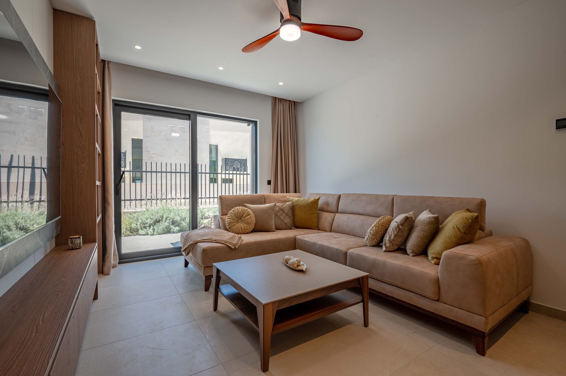 Budva, Reževići – Nova Luksuzna Vila sa Pogledom na More i Bazenom - Amfora Real Estate