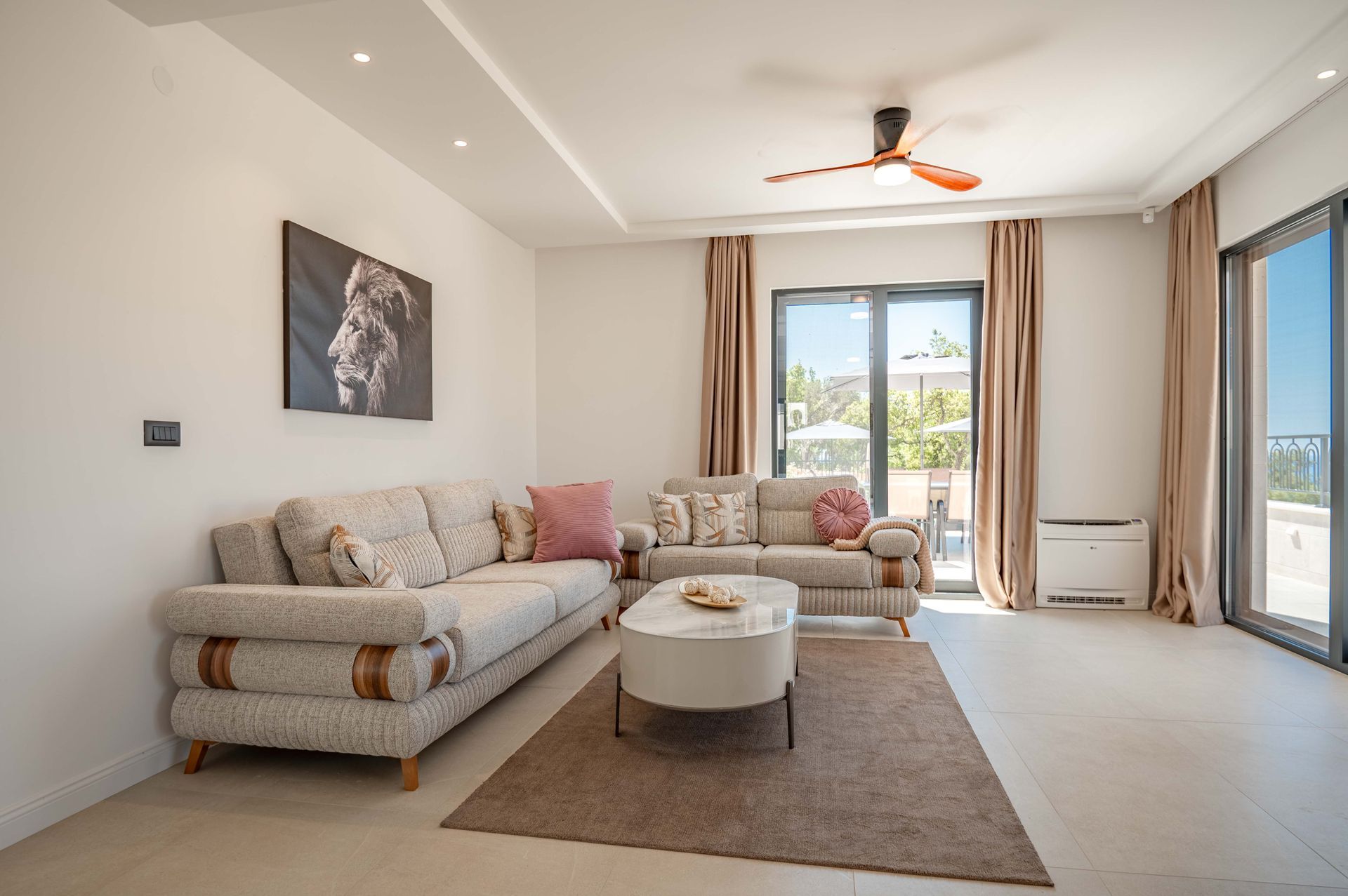 Budva, Reževići – Nova Luksuzna Vila sa Pogledom na More i Bazenom - Amfora Real Estate