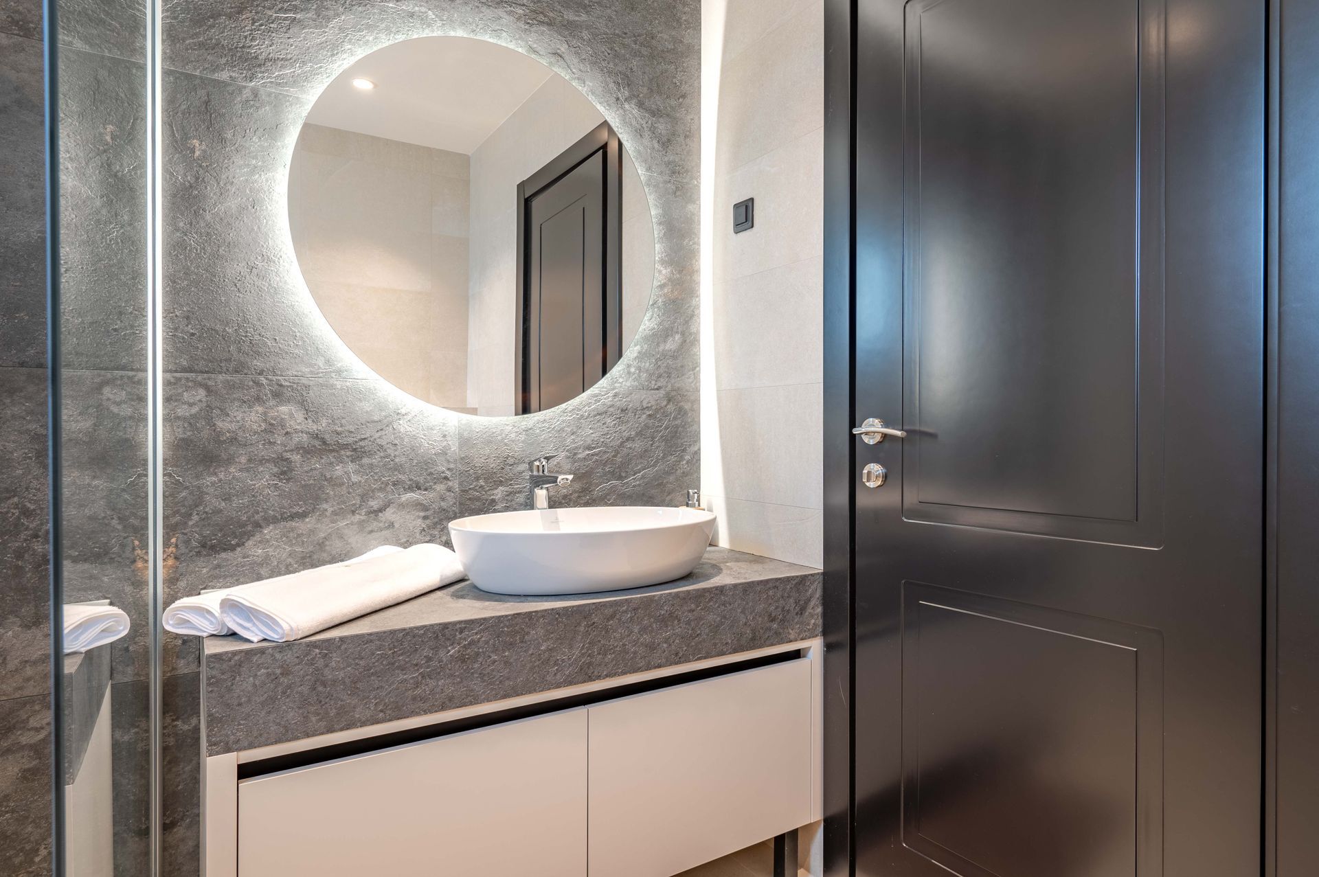 Budva, Reževići – Nova Luksuzna Vila sa Pogledom na More i Bazenom - Amfora Real Estate