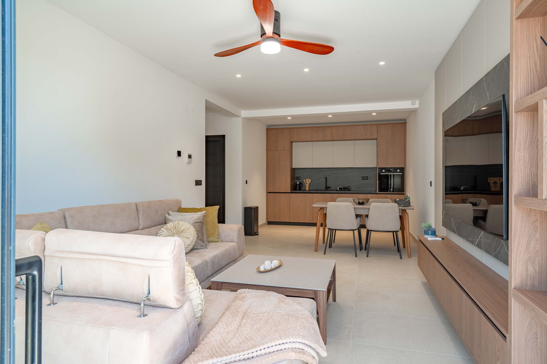 Budva, Reževići – Nova Luksuzna Vila sa Pogledom na More i Bazenom - Amfora Real Estate