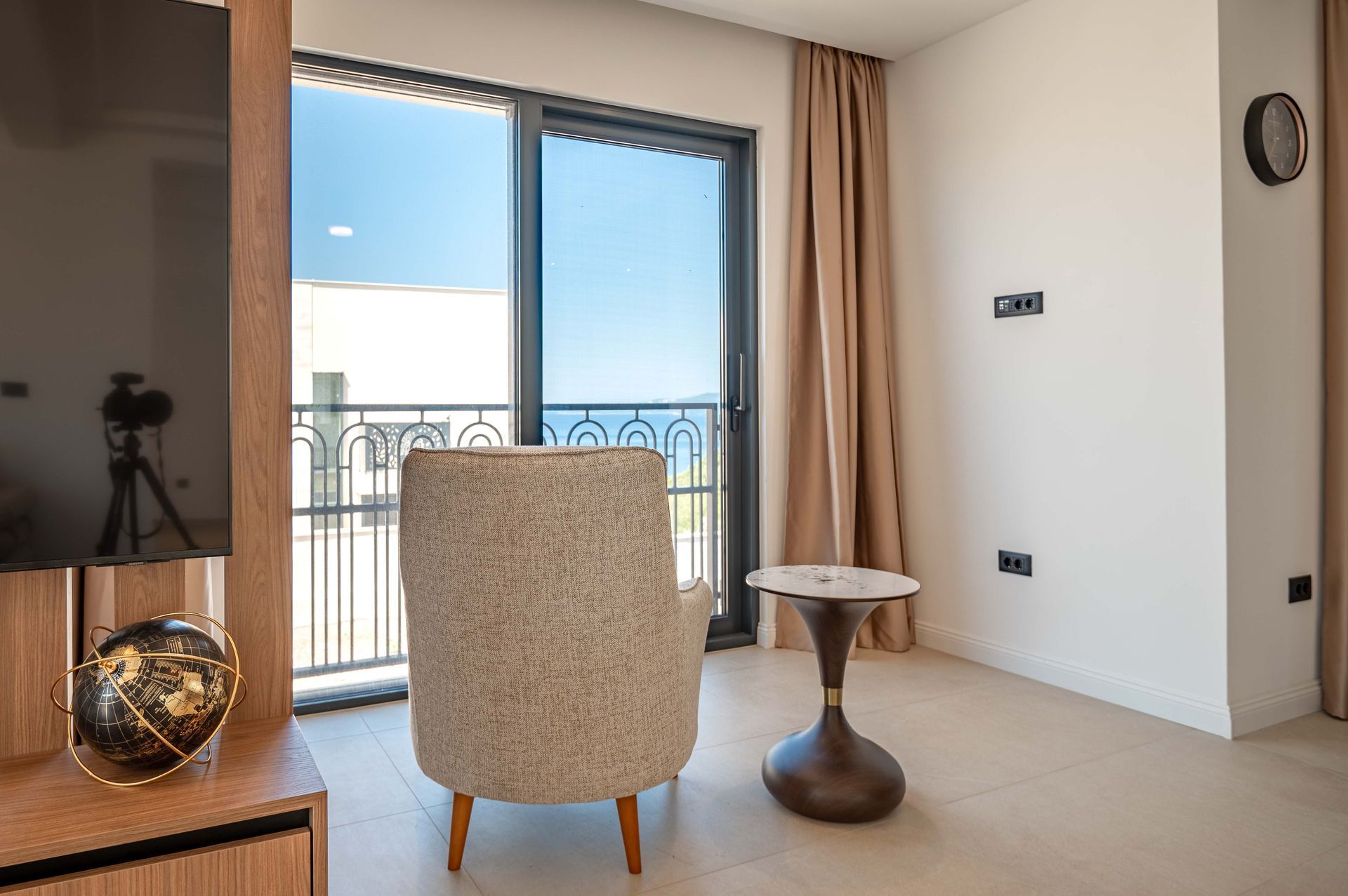 Budva, Reževići – Nova Luksuzna Vila sa Pogledom na More i Bazenom - Amfora Real Estate