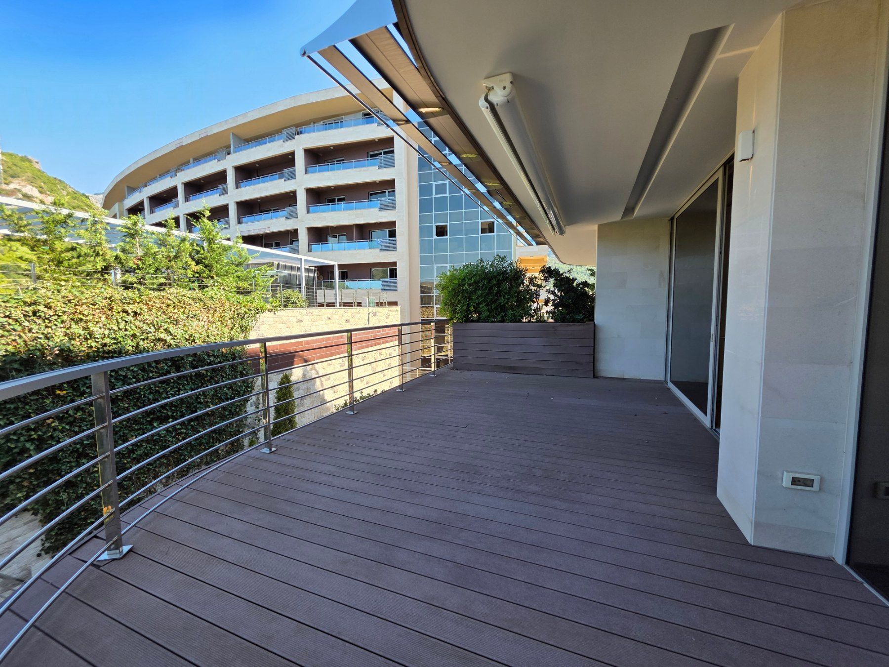 Prodaja luksuzan dvosoban stan 160m² - Dukley Gardens, Budva - Amfora Real Estate