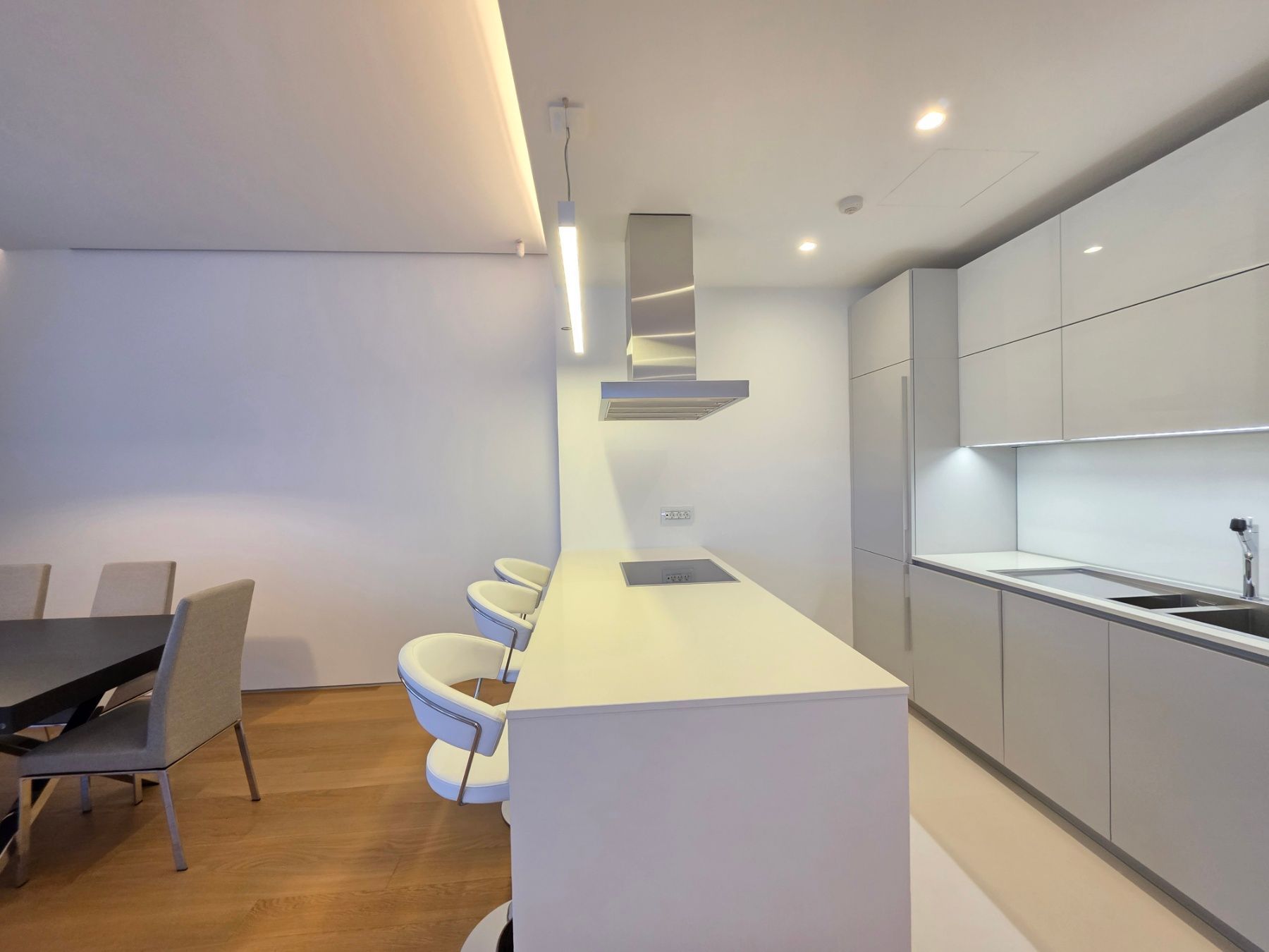 Prodaja luksuzan dvosoban stan 160m² - Dukley Gardens, Budva - Amfora Real Estate