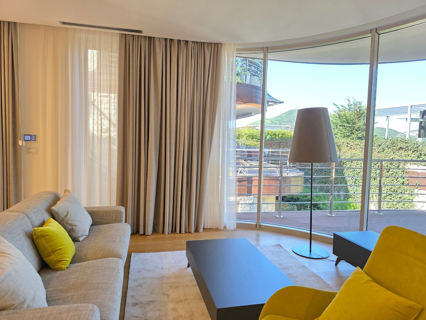 Prodaja luksuzan dvosoban stan 160m² - Dukley Gardens, Budva - Amfora Real Estate