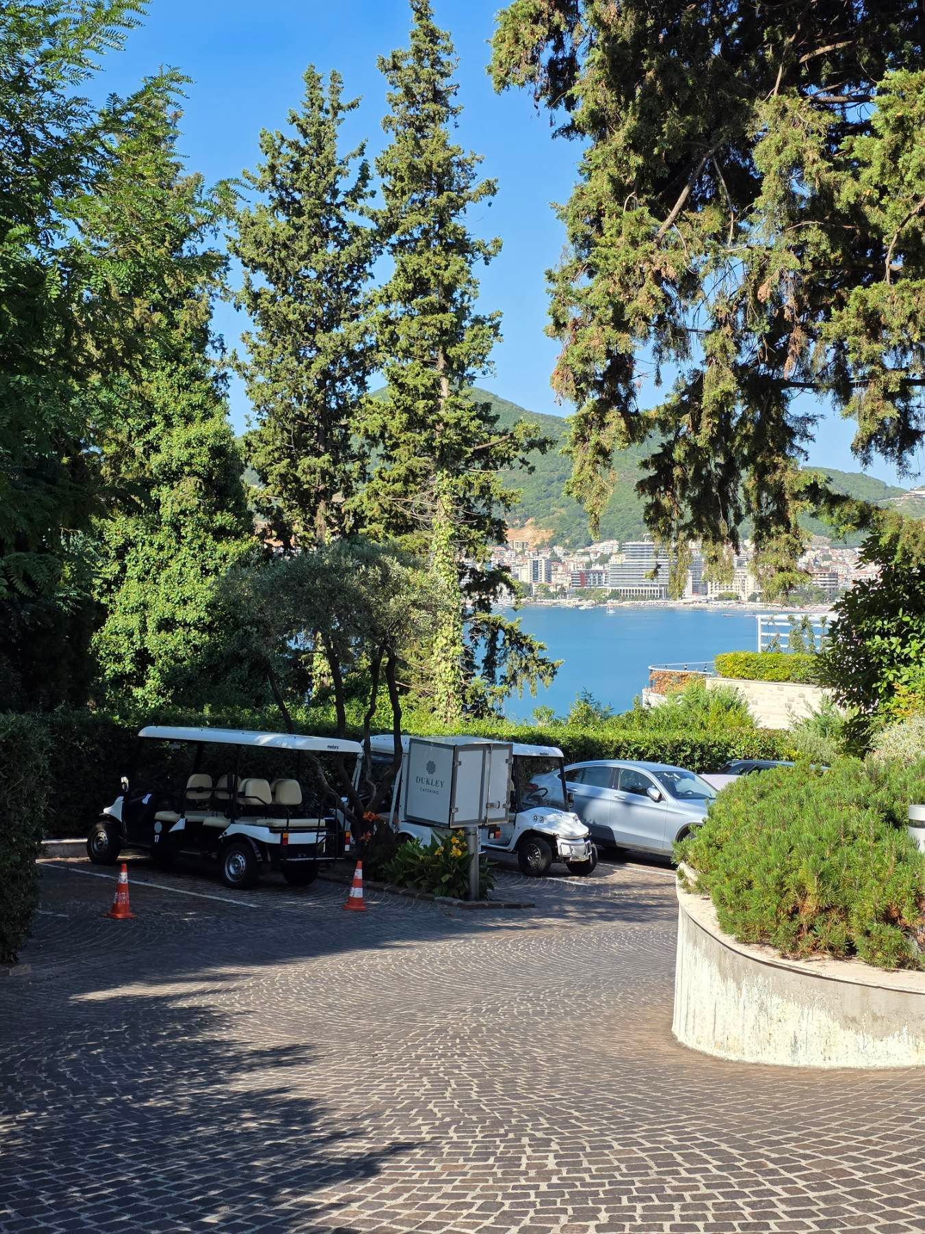 Prodaja luksuzan dvosoban stan 160m² - Dukley Gardens, Budva - Amfora Real Estate