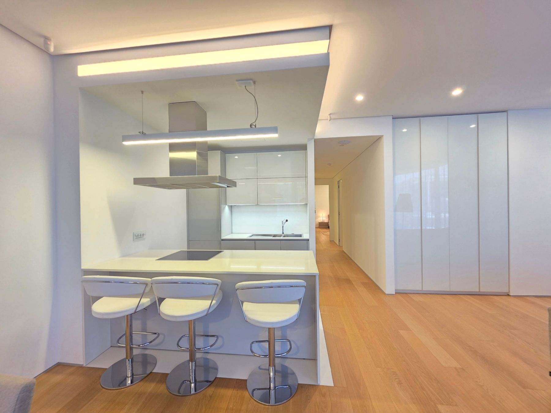 Prodaja luksuzan dvosoban stan 160m² - Dukley Gardens, Budva - Amfora Real Estate