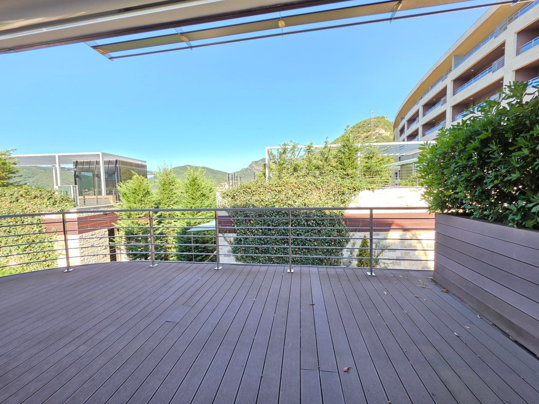 Prodaja luksuzan dvosoban stan 160m² - Dukley Gardens, Budva - Amfora Real Estate