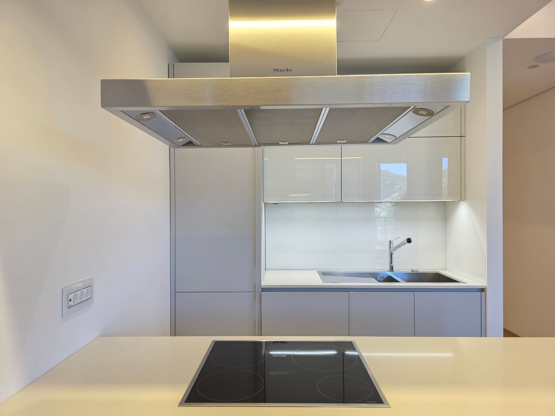 Prodaja luksuzan dvosoban stan 160m² - Dukley Gardens, Budva - Amfora Real Estate