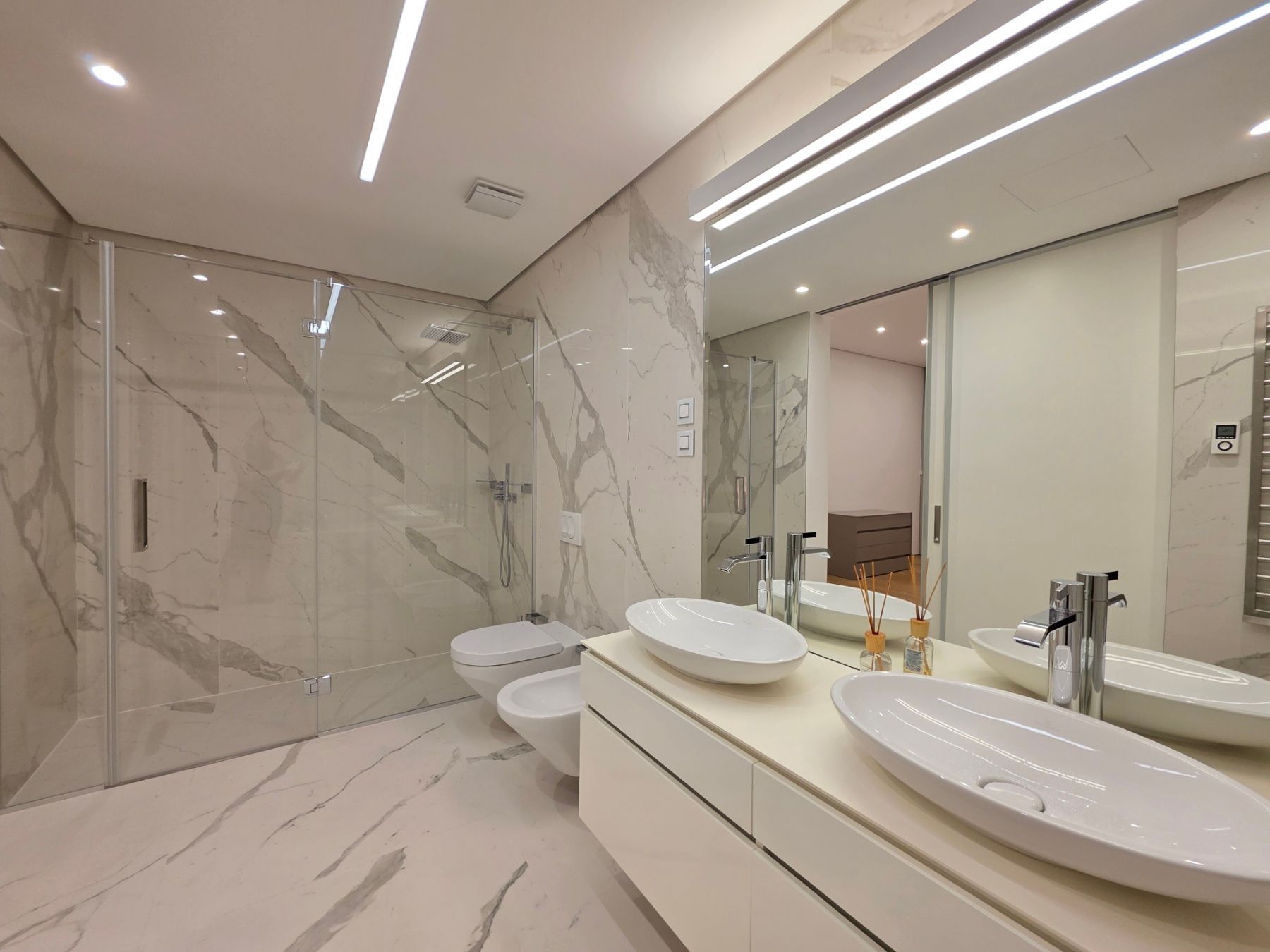 Prodaja luksuzan dvosoban stan 160m² - Dukley Gardens, Budva - Amfora Real Estate