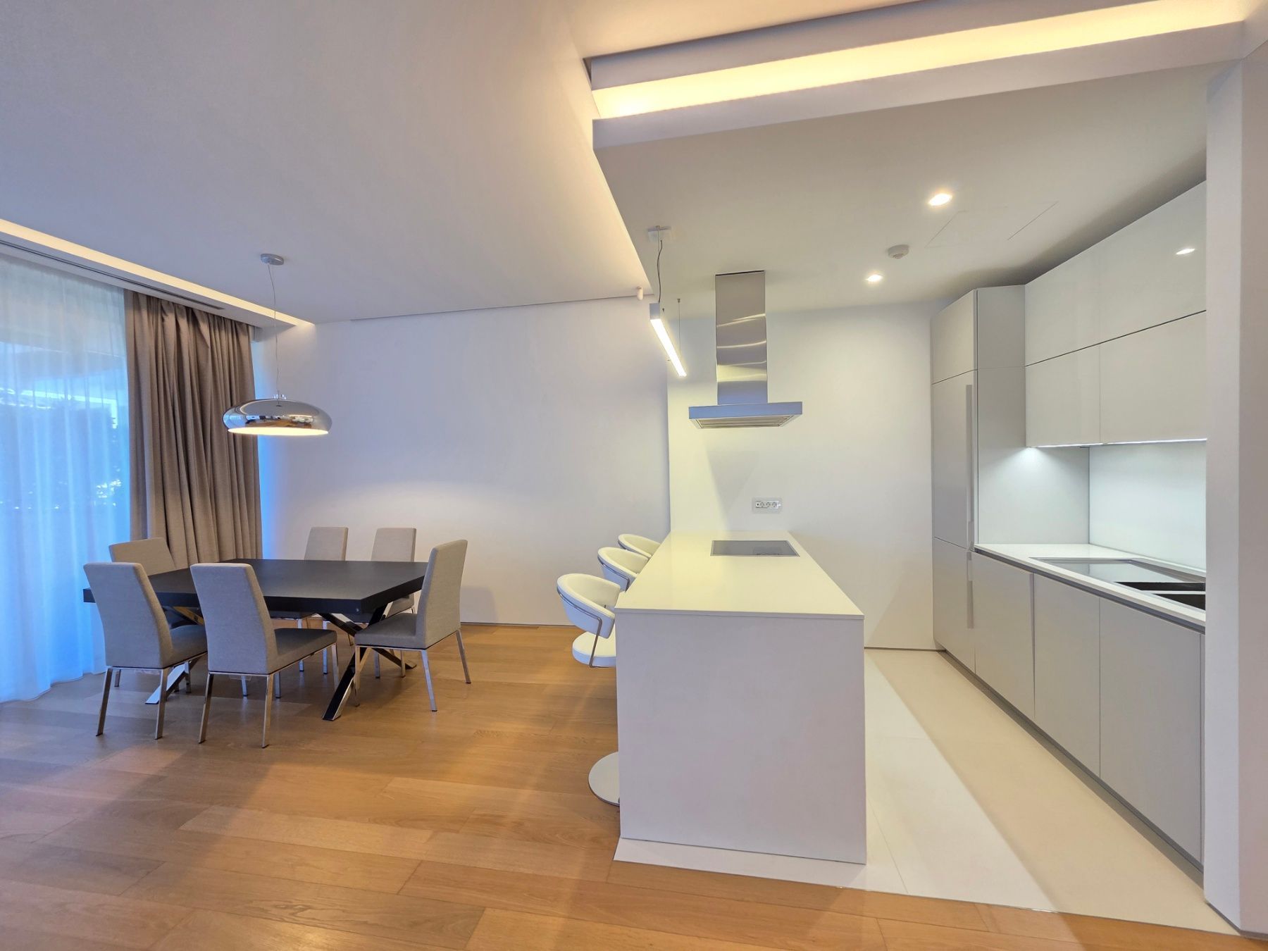 Prodaja luksuzan dvosoban stan 160m² - Dukley Gardens, Budva - Amfora Real Estate