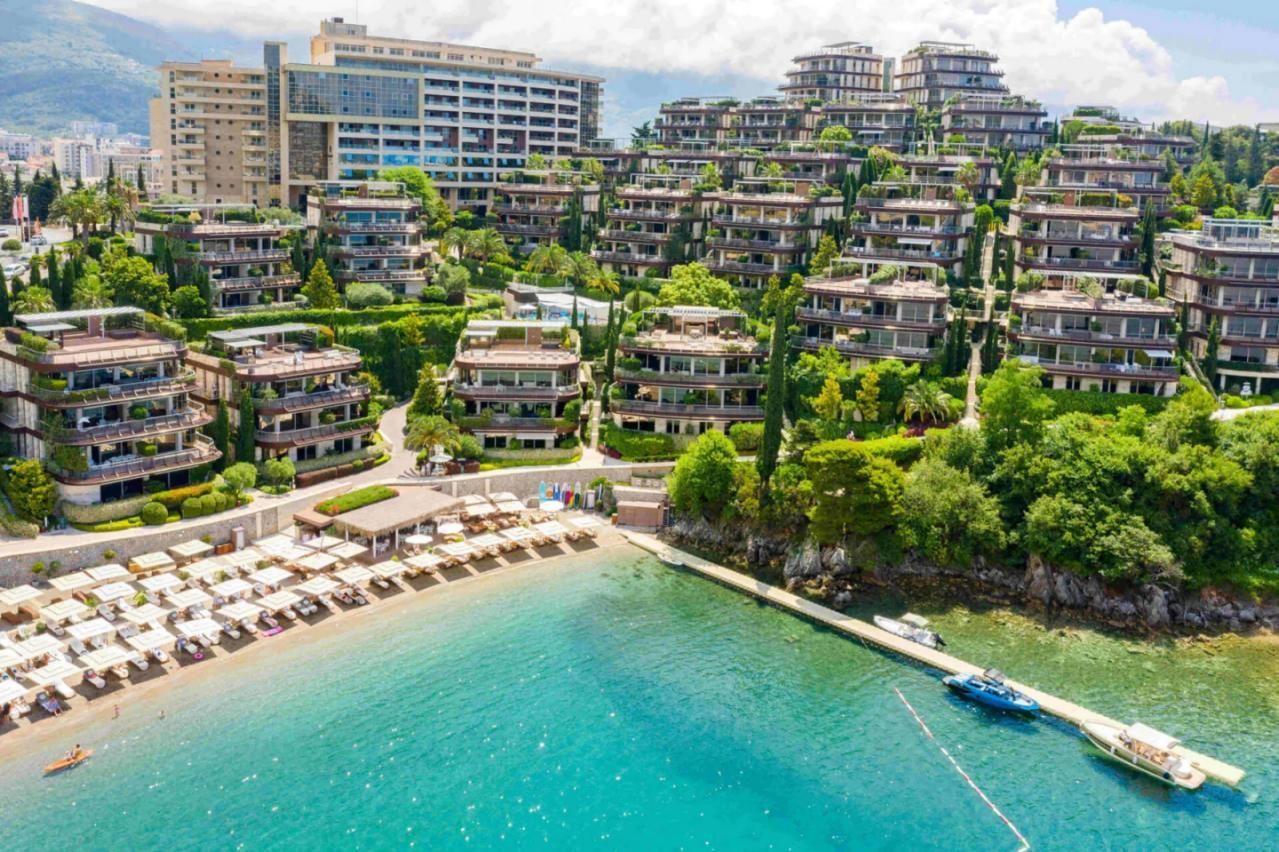 Prodaja luksuzan dvosoban stan 160m² - Dukley Gardens, Budva - Amfora Real Estate