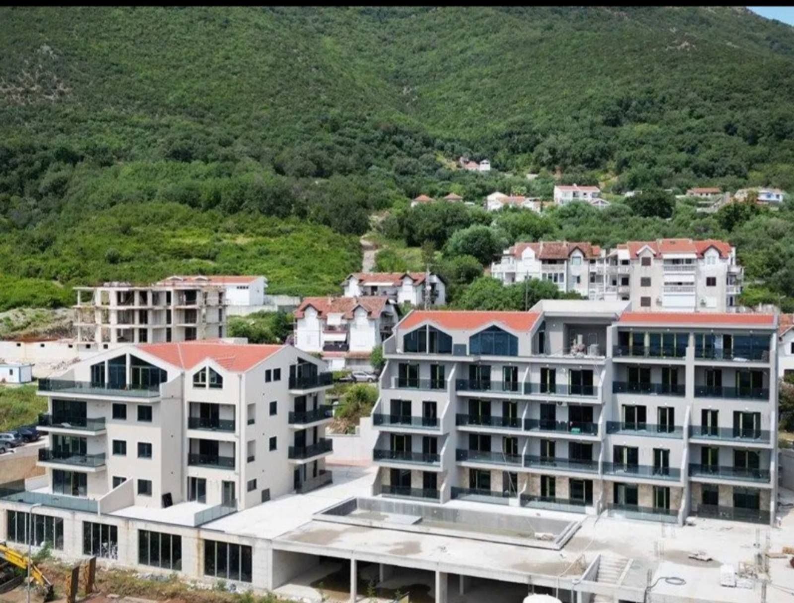 amforaproperty.com/Jednosoban stan u novogradnji, površine 50 m²,Baosici-Herceg Novi