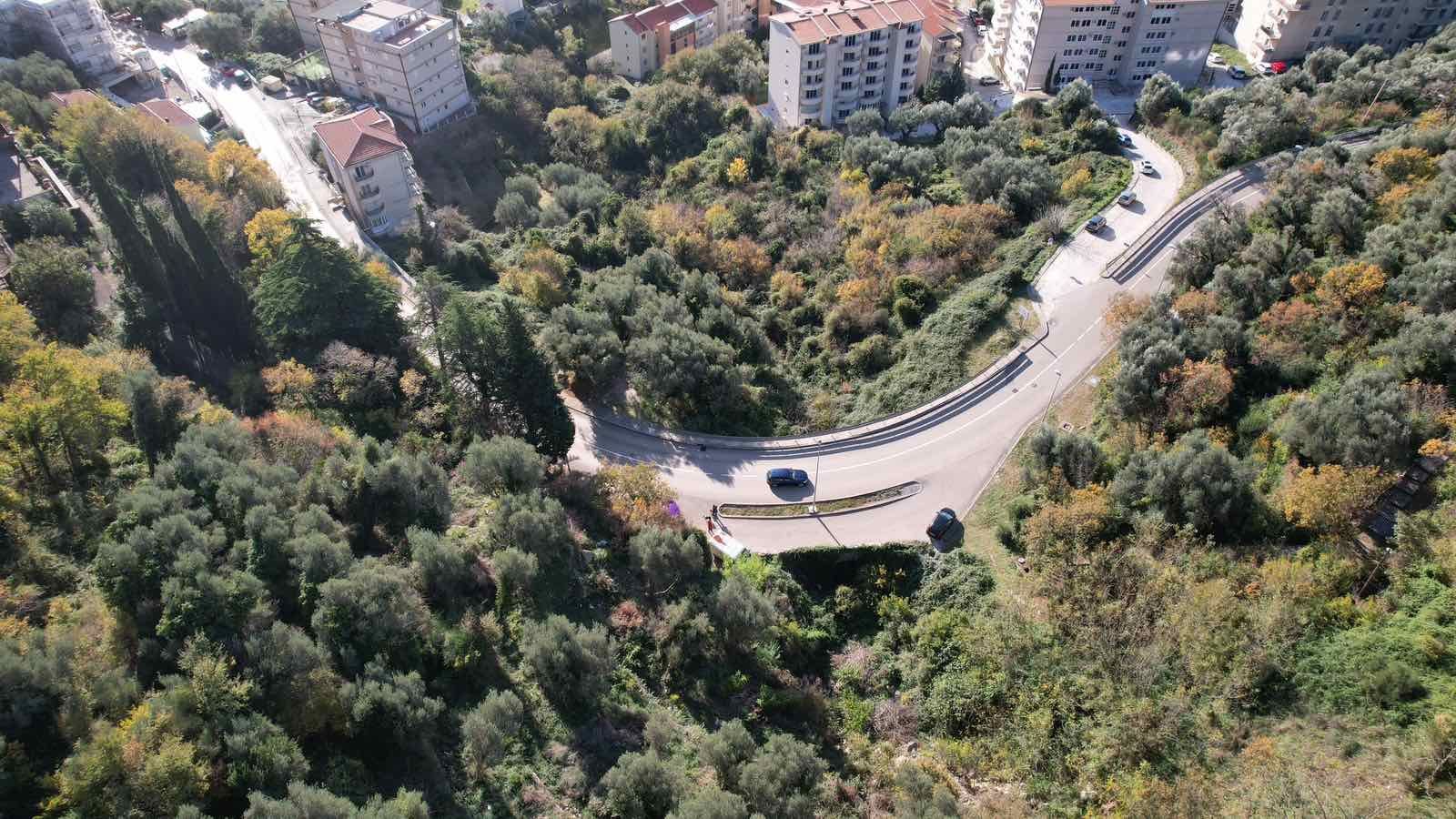 amforaproperty.com/Urbanizovan plac za izgradnju hotela u Petrovcu sa pogledom na more, 1320 m²