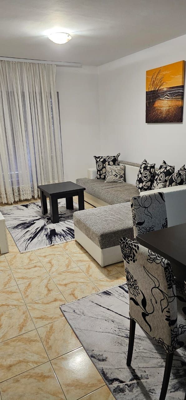 amforaproperty.com/Kompletno namešten hotel-apartman u centru Budve, 200 metara od Slovenske plaže