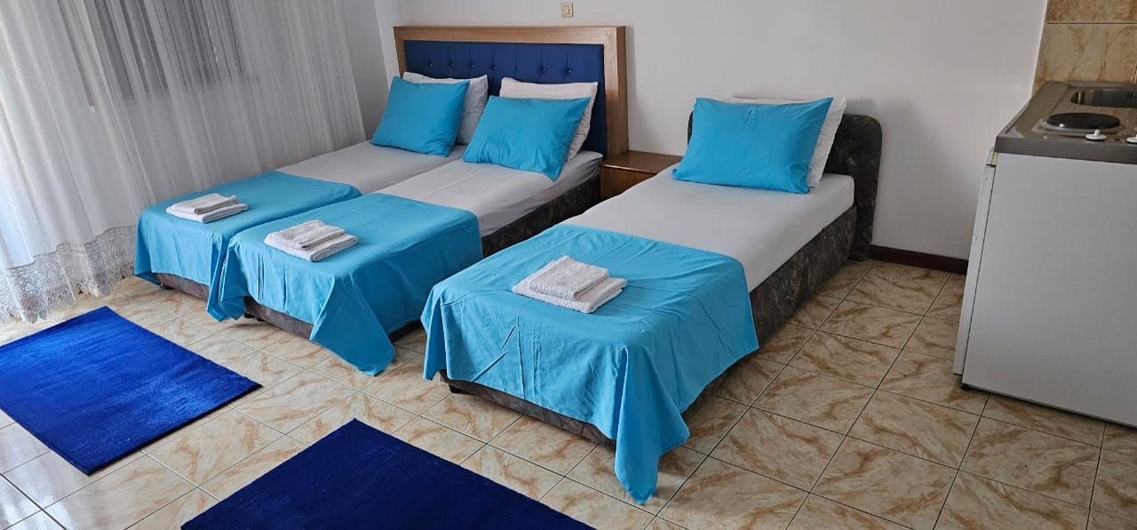 amforaproperty.com/Kompletno namešten hotel-apartman u centru Budve, 200 metara od Slovenske plaže