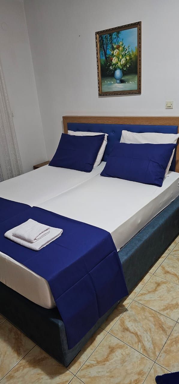 amforaproperty.com/Kompletno namešten hotel-apartman u centru Budve, 200 metara od Slovenske plaže