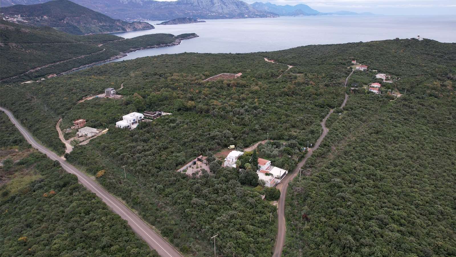 amforaproperty.com/Urbanizovano zemljište od 1.645 m² sa UTU uslovima - Krimovica, Kotor