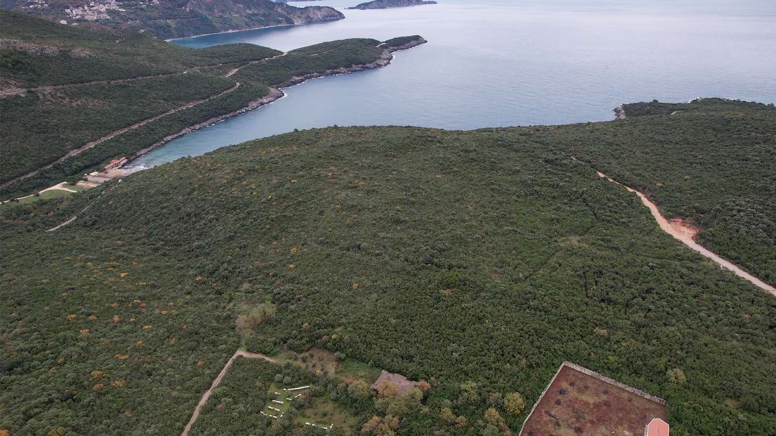 amforaproperty.com/Urbanizovano zemljište od 1.645 m² sa UTU uslovima - Krimovica, Kotor