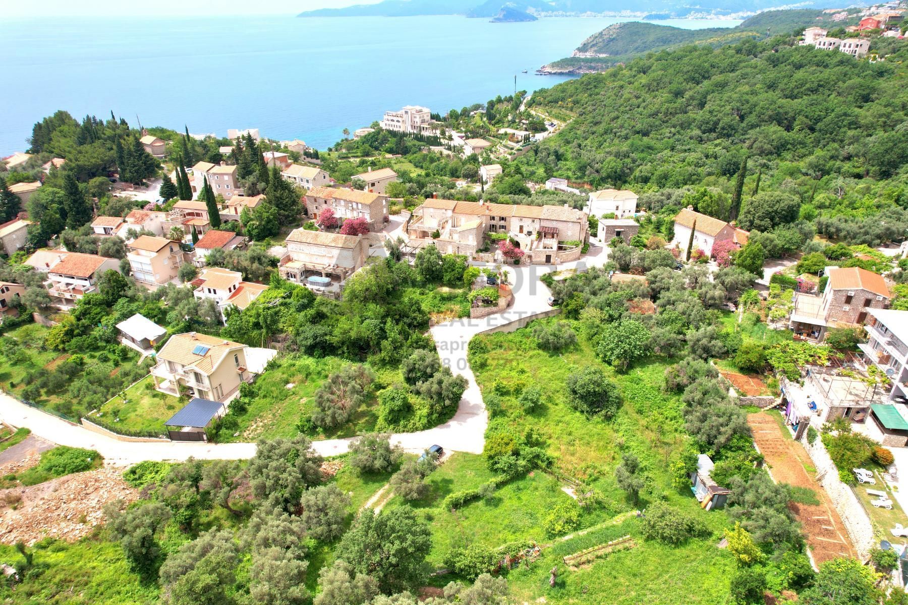 amforaproperty.com/Plac sa pogledom na more, 3.561 m², Reževići, Budva