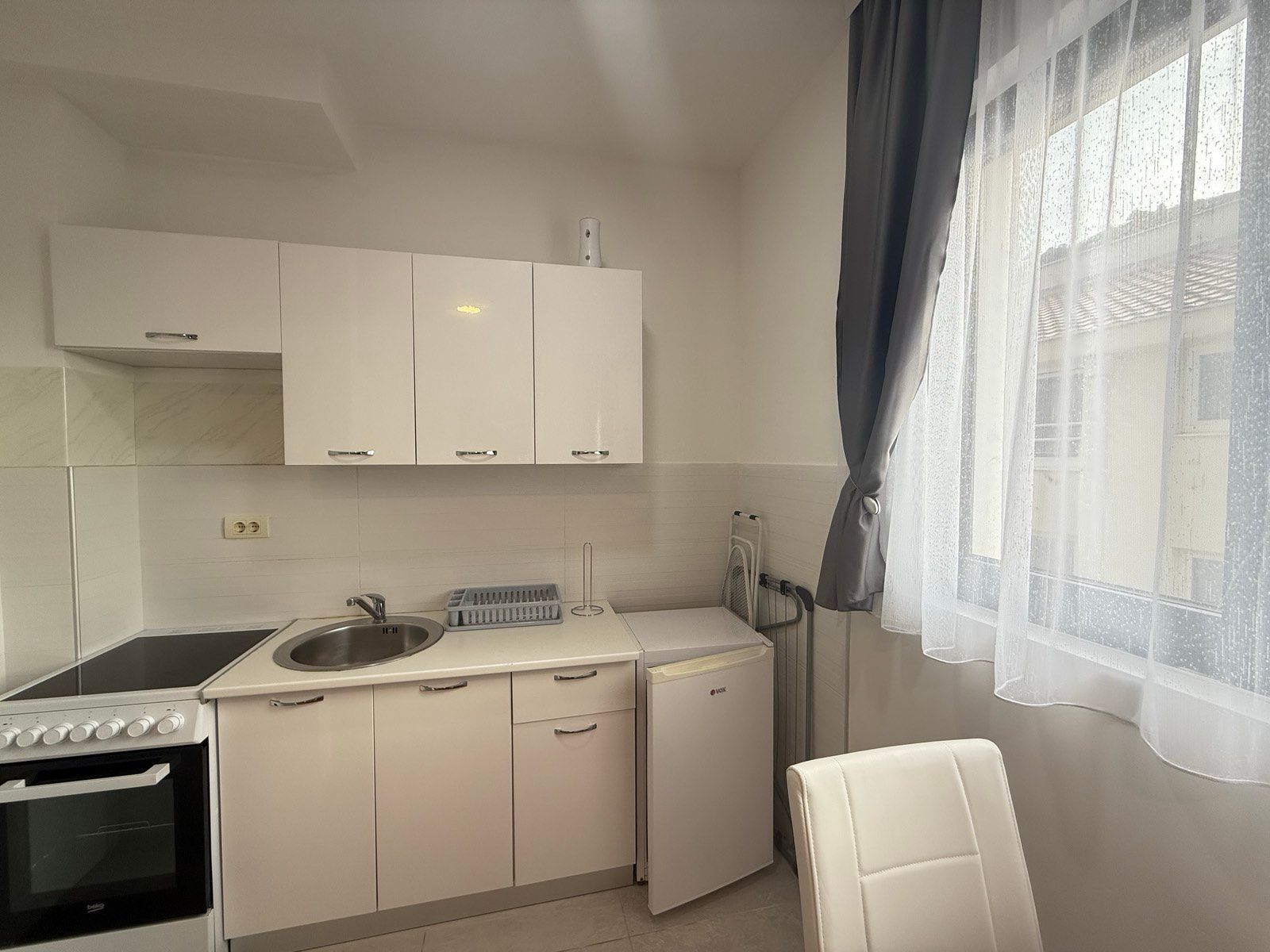 amforaproperty.com/Moderno opremljen studio apartman u Budvi (Izdavanje na duzi period)