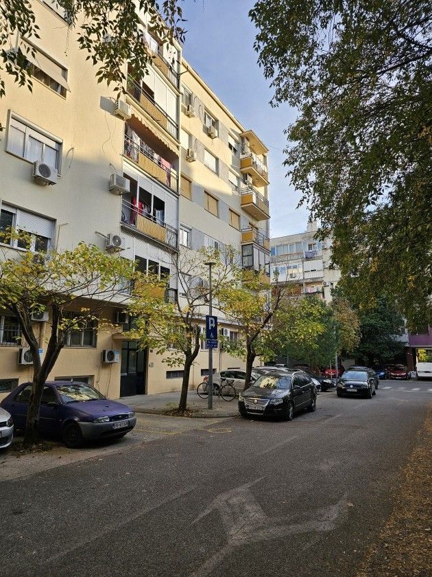 amforaproperty.com/Luksuzan dvosoban stan 64m2 Podgorica-Preko Morace(Na duzi period)